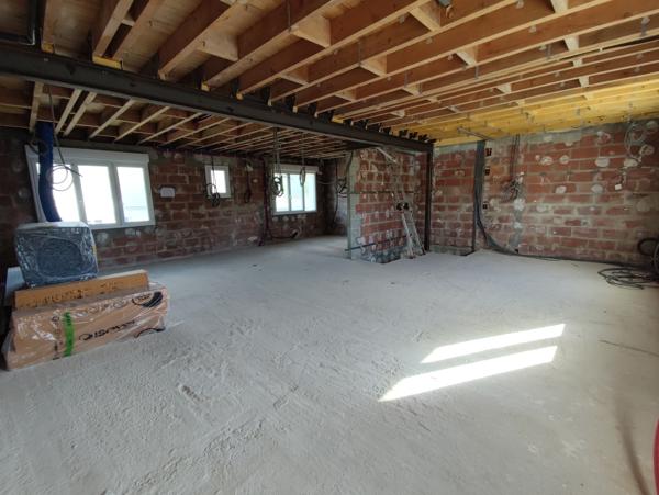 Maison
         2 pièces
        - 120 m² 237 000 € *
