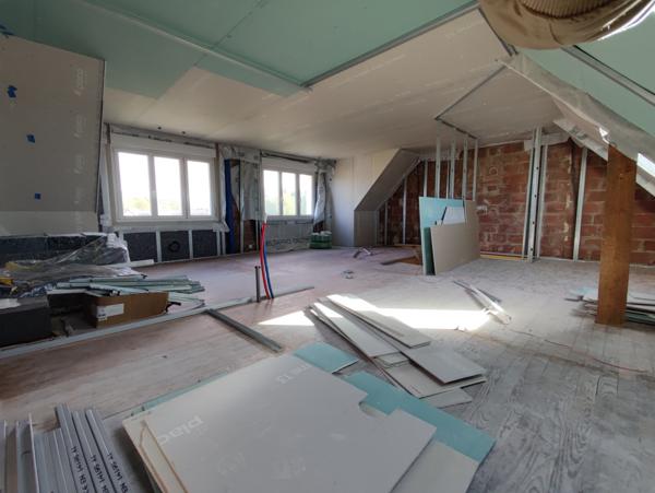 Maison
         2 pièces
        - 120 m² 237 000 € *