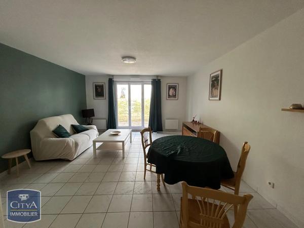 Appartement à louer 2 pièces 48.75m² Moulins (03000)