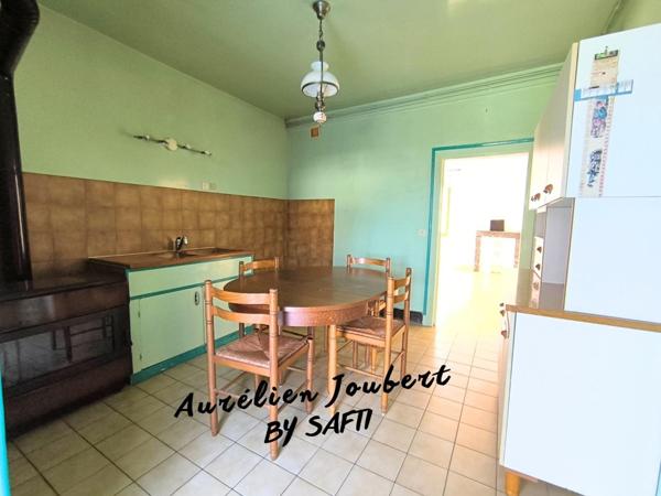 Maison de ville 80 m² avec garage 56 m² et jardin