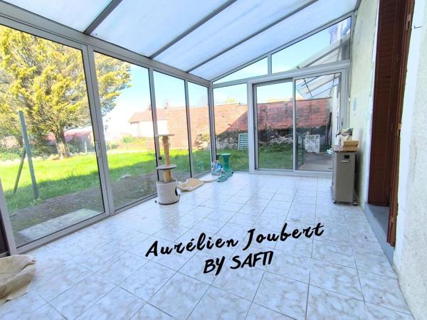 Maison de ville 80 m² avec garage 56 m² et jardin