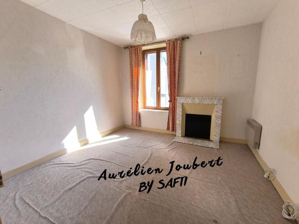 Maison de ville 80 m² avec garage 56 m² et jardin