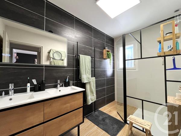 Maison à vendre  6 pièces - 106,33 m2 ST QUENTIN DE BARON - 33