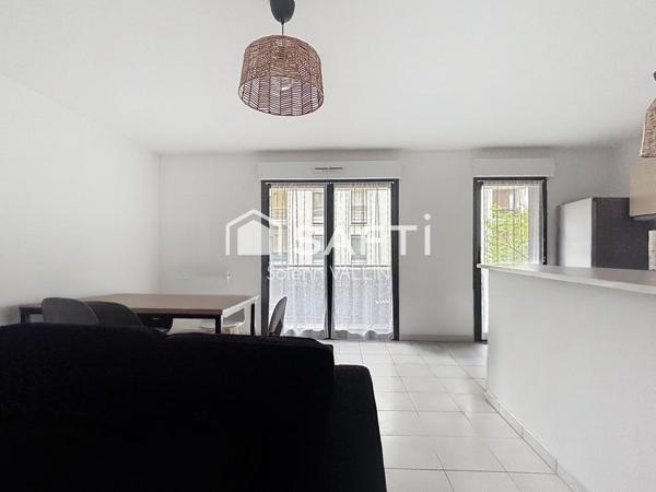 T3 Centre-ville avec balcon et parking – Résidence calme