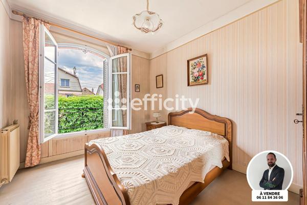 Maison
         5 pièces
        - 85 m²