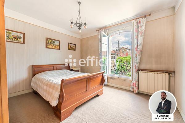 Maison
         5 pièces
        - 85 m²