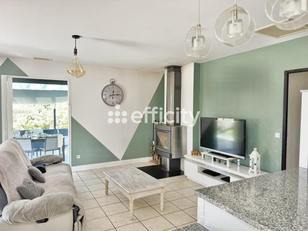 Maison
         4 pièces
        - 101 m²