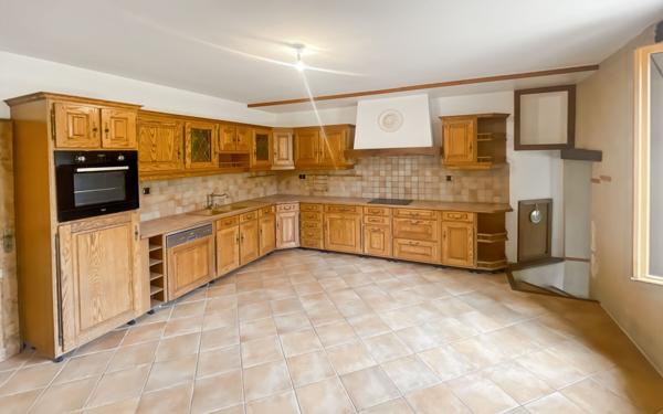 Maison à vendre    5 pièces •  Marsac-sur-l'Isle