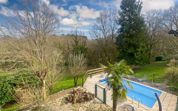 Maison à vendre    5 pièces •  Marsac-sur-l'Isle