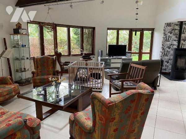 Saint-Grégoire la Cressonnière : sur un beau terrain de 829 m², maison d'habitation de type 6, ...