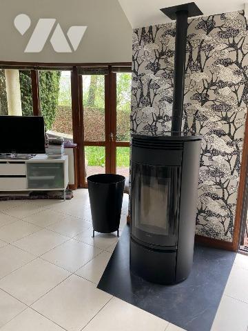 Saint-Grégoire la Cressonnière : sur un beau terrain de 829 m², maison d'habitation de type 6, ...