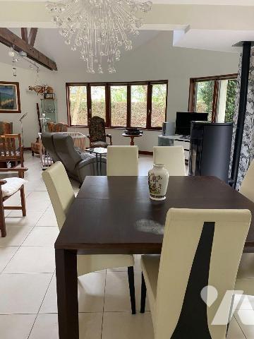 Saint-Grégoire la Cressonnière : sur un beau terrain de 829 m², maison d'habitation de type 6, ...