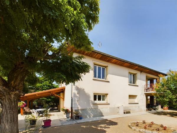 Villa à vendre, 7 pièces - Chassieu 69680