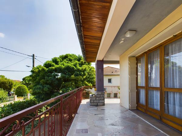 Villa à vendre, 7 pièces - Chassieu 69680