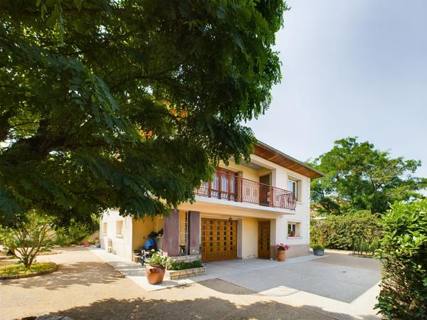 Villa à vendre, 7 pièces - Chassieu 69680