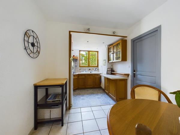 Villa à vendre, 7 pièces - Chassieu 69680