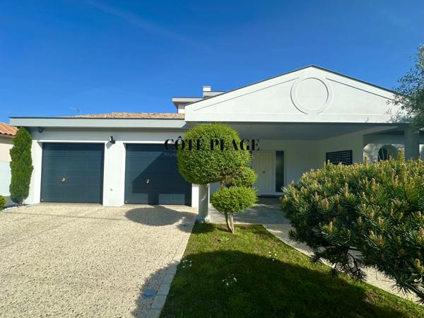 Vaux-sur-Mer (17640) VAUX PONTAILLAC VILLA AVEC PISCINE SPA GRAND VOLUME AU PRIX DE 2 080 000 € HAI