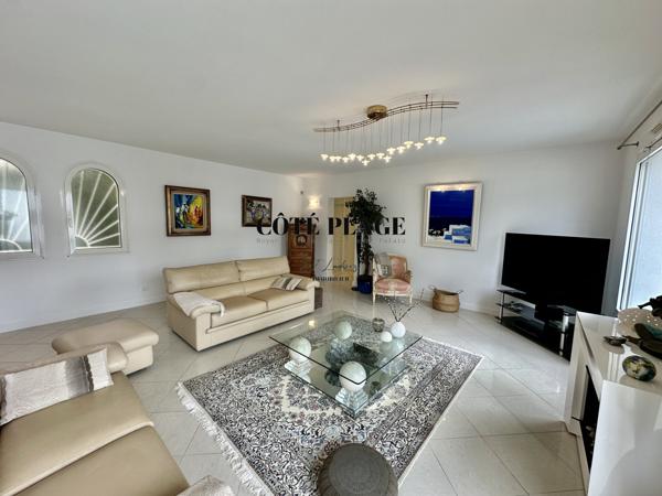 Vaux-sur-Mer (17640) VAUX PONTAILLAC VILLA AVEC PISCINE SPA GRAND VOLUME AU PRIX DE 2 080 000 € HAI