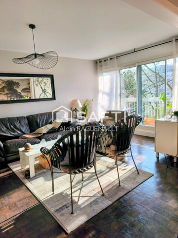 LYON 8 - SANTY - METRO D PARILLY à 5 MN à PIED