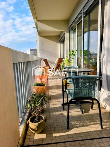 LYON 8 - SANTY - METRO D PARILLY à 5 MN à PIED