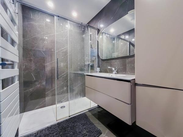 Appartement à vendre    3 pièces • 71 m2 Cagnes-sur-Mer