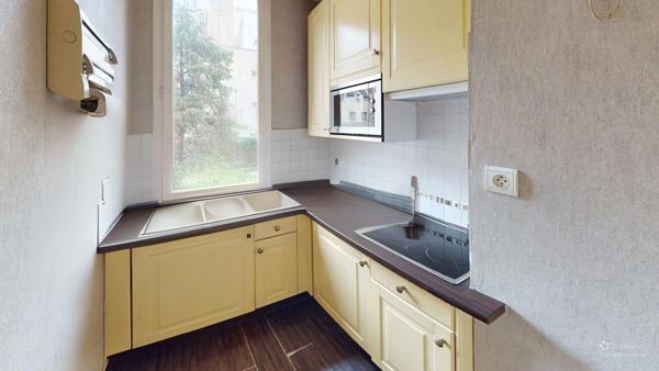 2 pièces dans un agréable immeuble récent !