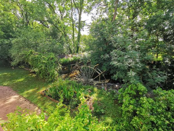 Moulin à vendre avec cours d'eau en Bretagne