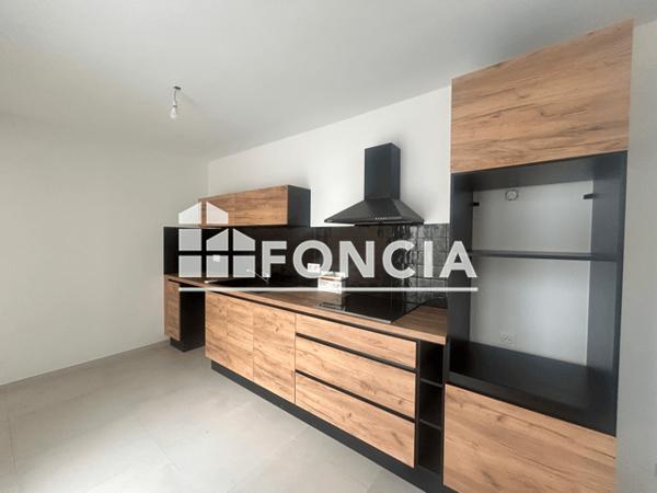 Location Maison 4 pièces 106.34 m² - 1 RUE DES ECOLES Le Grau D'agde 34300