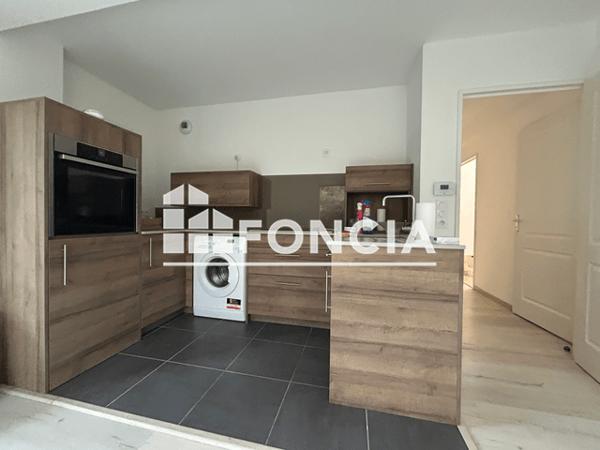 Location Appartement 3 pièces 66.49 m² - RUE DU NEUBOURG Bourgtheroulde-infreville 27520