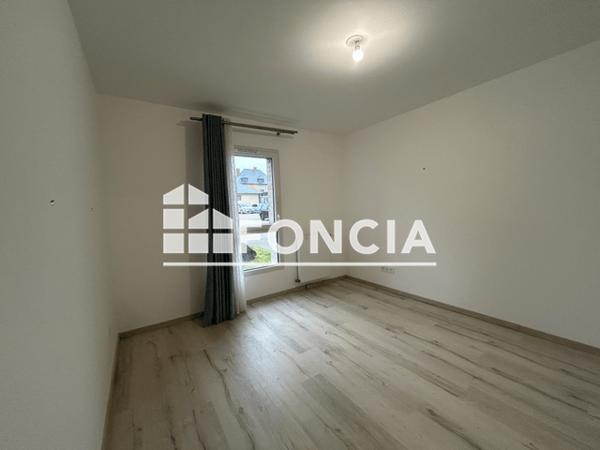 Location Appartement 3 pièces 66.49 m² - RUE DU NEUBOURG Bourgtheroulde-infreville 27520
