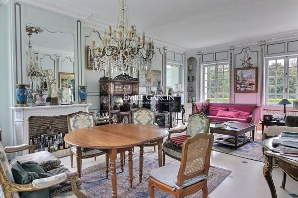 A vendre Normandie Saint Gatien des Bois, manoir avec parc et piscine