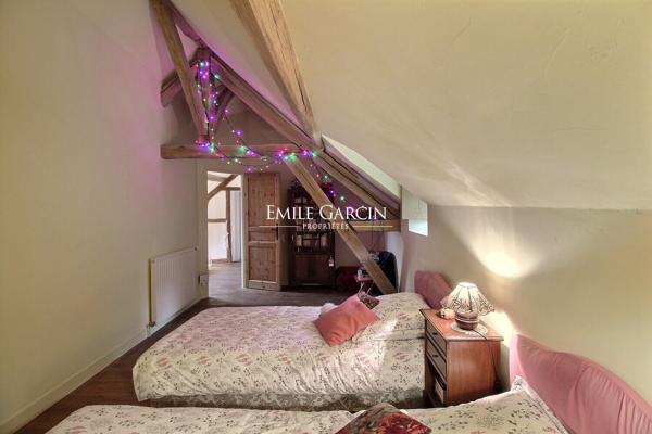 A VENDRE- Pourrain-Toucy - Bourgogne - Longère familiale 5ch et dépendance et 6700 m2  de jardin et bois