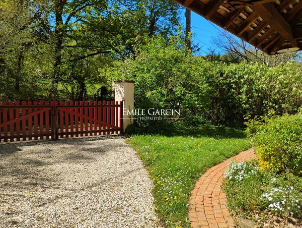 A VENDRE- Pourrain-Toucy - Bourgogne - Longère familiale 5ch et dépendance et 6700 m2  de jardin et bois