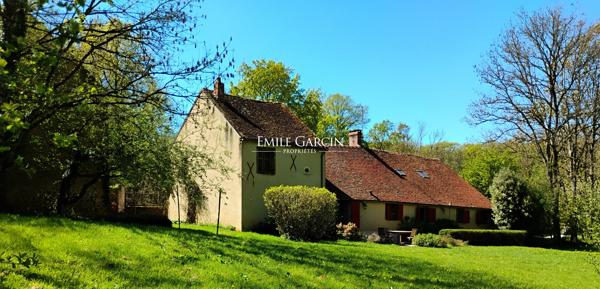 A VENDRE- Pourrain-Toucy - Bourgogne - Longère familiale 5ch et dépendance et 6700 m2  de jardin et bois