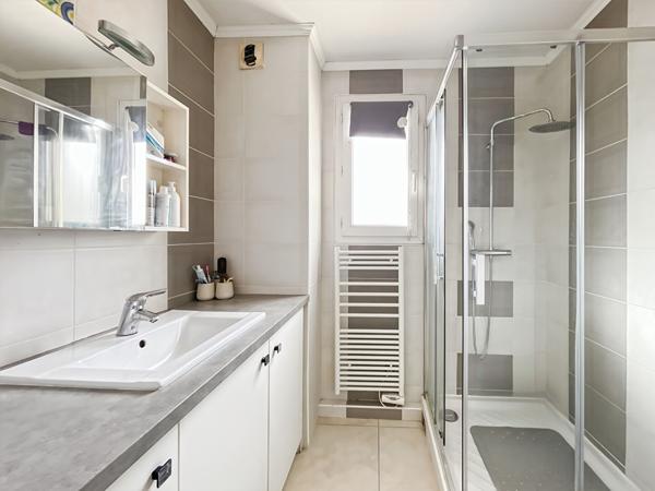 APPARTEMENT DE TYPE 3 PIECES