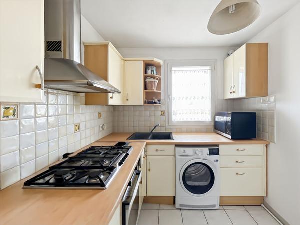 APPARTEMENT DE TYPE 3 PIECES