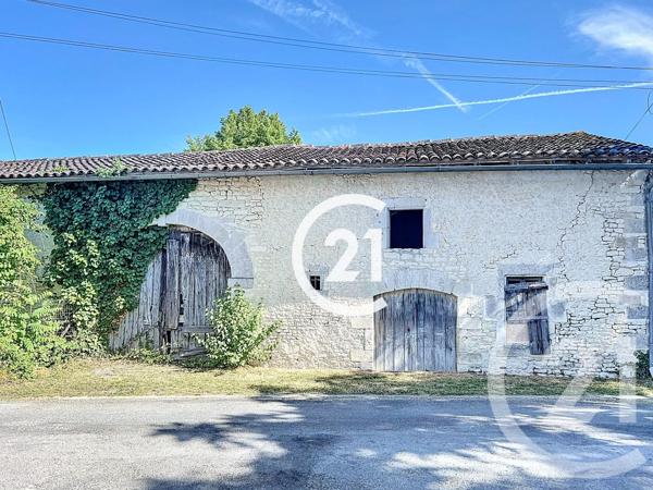 Maison à vendre  3 pièces - 315 m 2   COGNAC  - 16