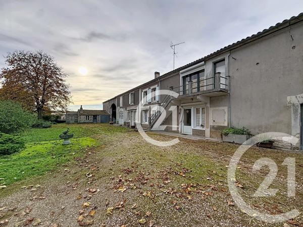 Maison à vendre  3 pièces - 315 m 2   COGNAC  - 16
