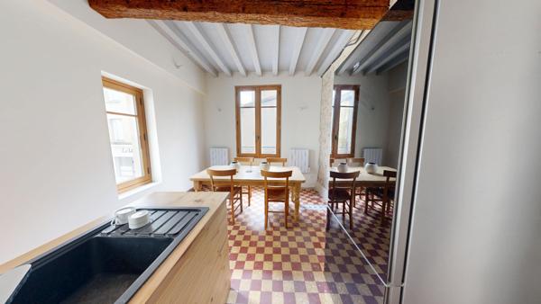 Maison de Caractère rénovée à CARCASSONNE