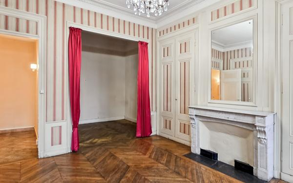 Appartement à vendre    2 pièces • 61,67 m2 Lyon 6