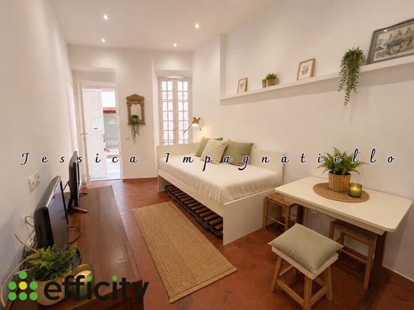 Appartement
         2 pièces
        - 25 m² Exclusivité 160 000 € *