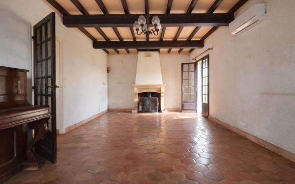Maison à vendre    4 pièces •  Villeneuve-lès-Avignon