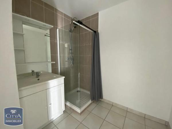Appartement à louer 2 pièces 41m² Fouesnant (29170)