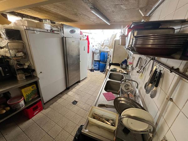 Fonds de commerce Restaurant Houilles 110 m2 97 000 € **  - Référence  7498