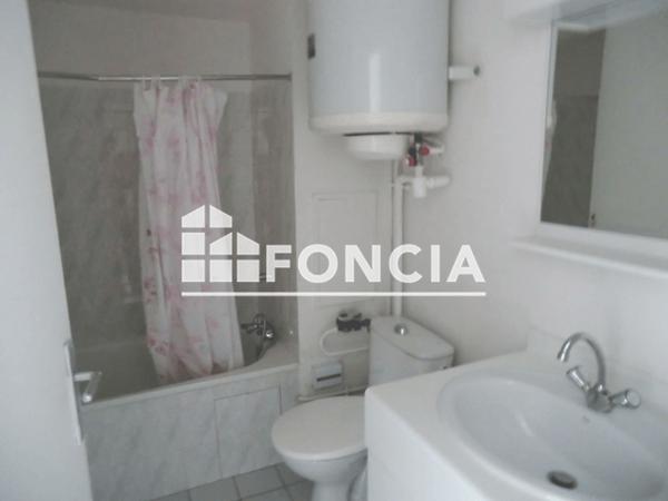 Location Studio 19 m² - 7 RUE DES ARTS Grenoble 38000