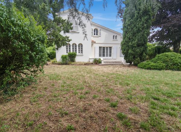 16000 ANGOULEME Maison Angoulême 6 pièces 157 m2
