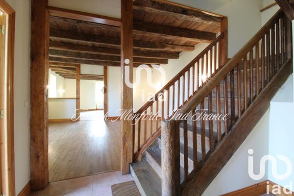 Demeure 8 pièces de 240 m² à Juillac (19350)