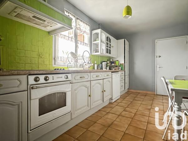 Maison traditionnelle 7 pièces de 130 m² à Othis (77280)