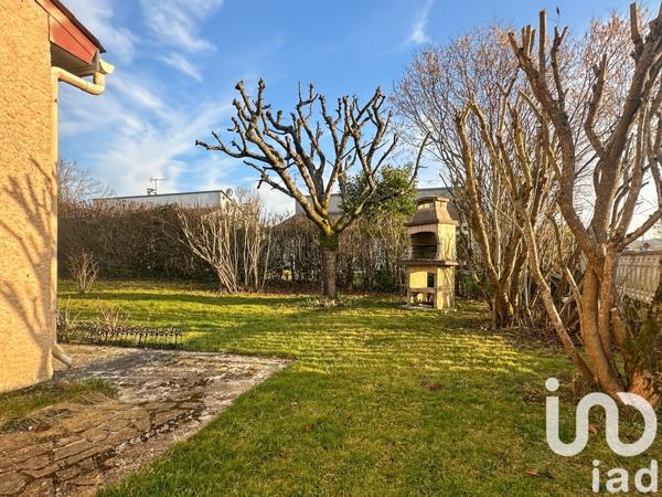 Maison traditionnelle 7 pièces de 130 m² à Othis (77280)