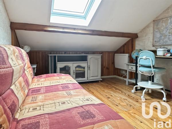 Maison traditionnelle 7 pièces de 130 m² à Othis (77280)